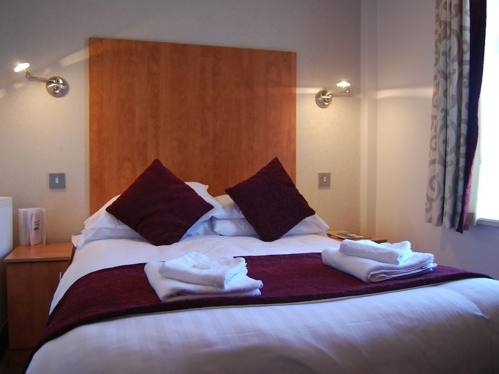 Elgin Hotel 블랙풀 객실 사진